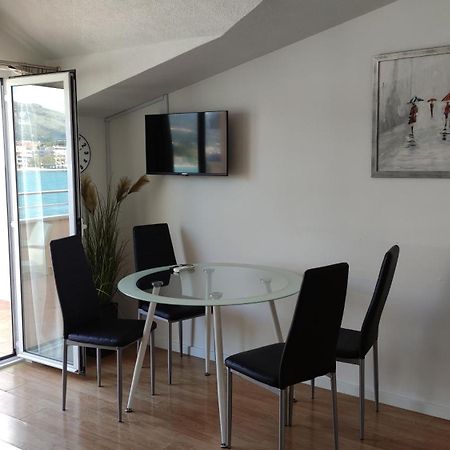 Apartments Kapetanovi Dvori Трогир Екстериор снимка