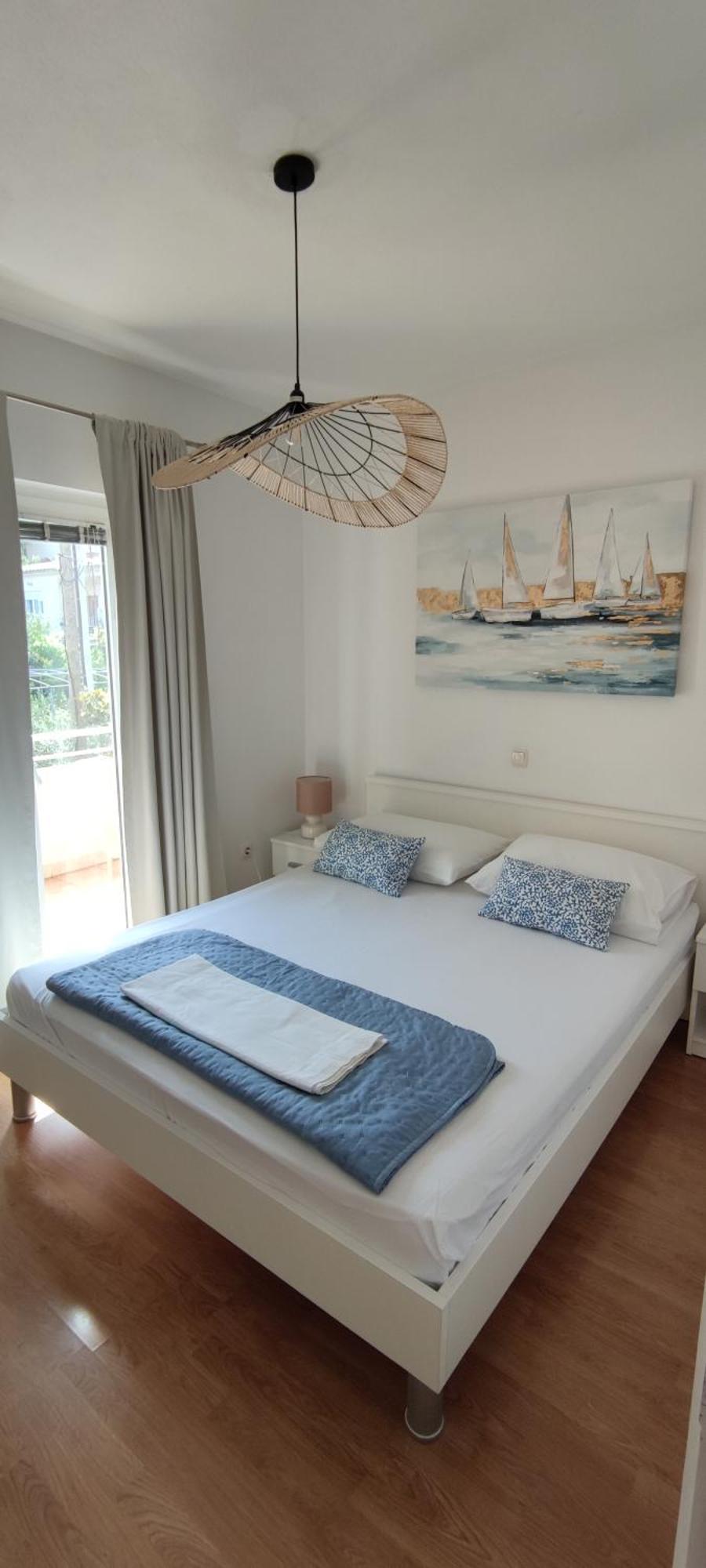 Apartments Kapetanovi Dvori Трогир Екстериор снимка